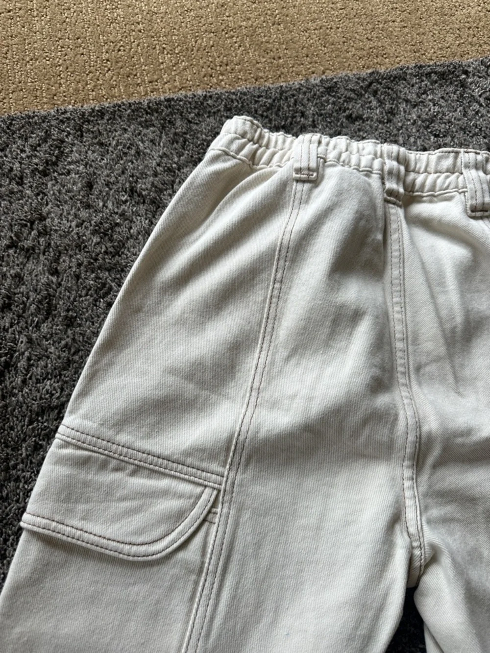 PacSun Women's Straight Leg Cargo Pants in Off-White Light Tan Size Small - Picture 3 of 11